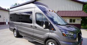 Mini-T HR Class B Campervan exterior front view built by DLM-Distribution