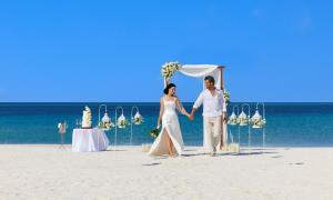 Vow Renewal at CGLM