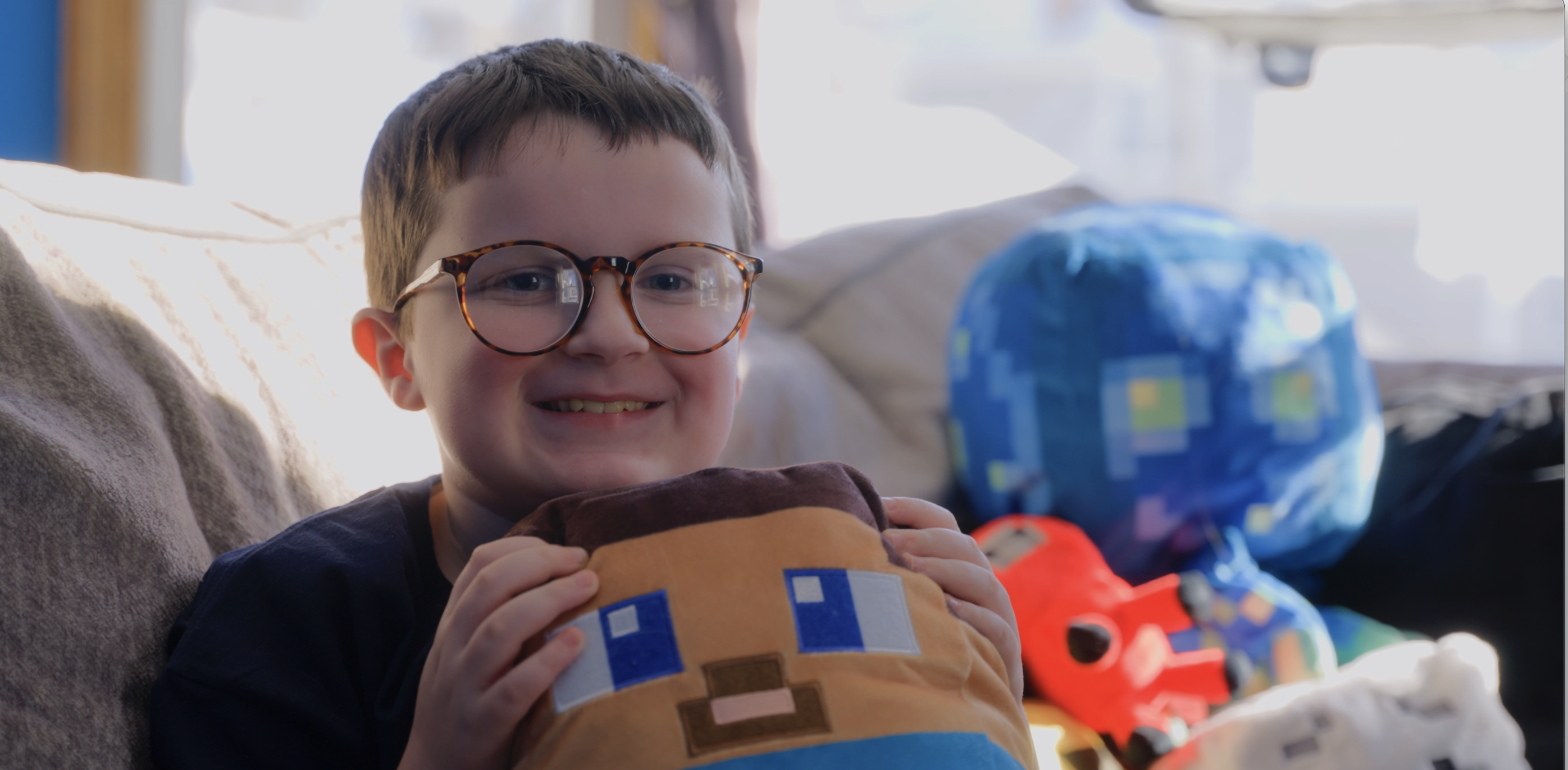 Jack Black gives Minecraft Fan Surprise of a Lifetime from Kids Wish Network