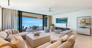 Aqualina, Cable Beach, Bahamas 2