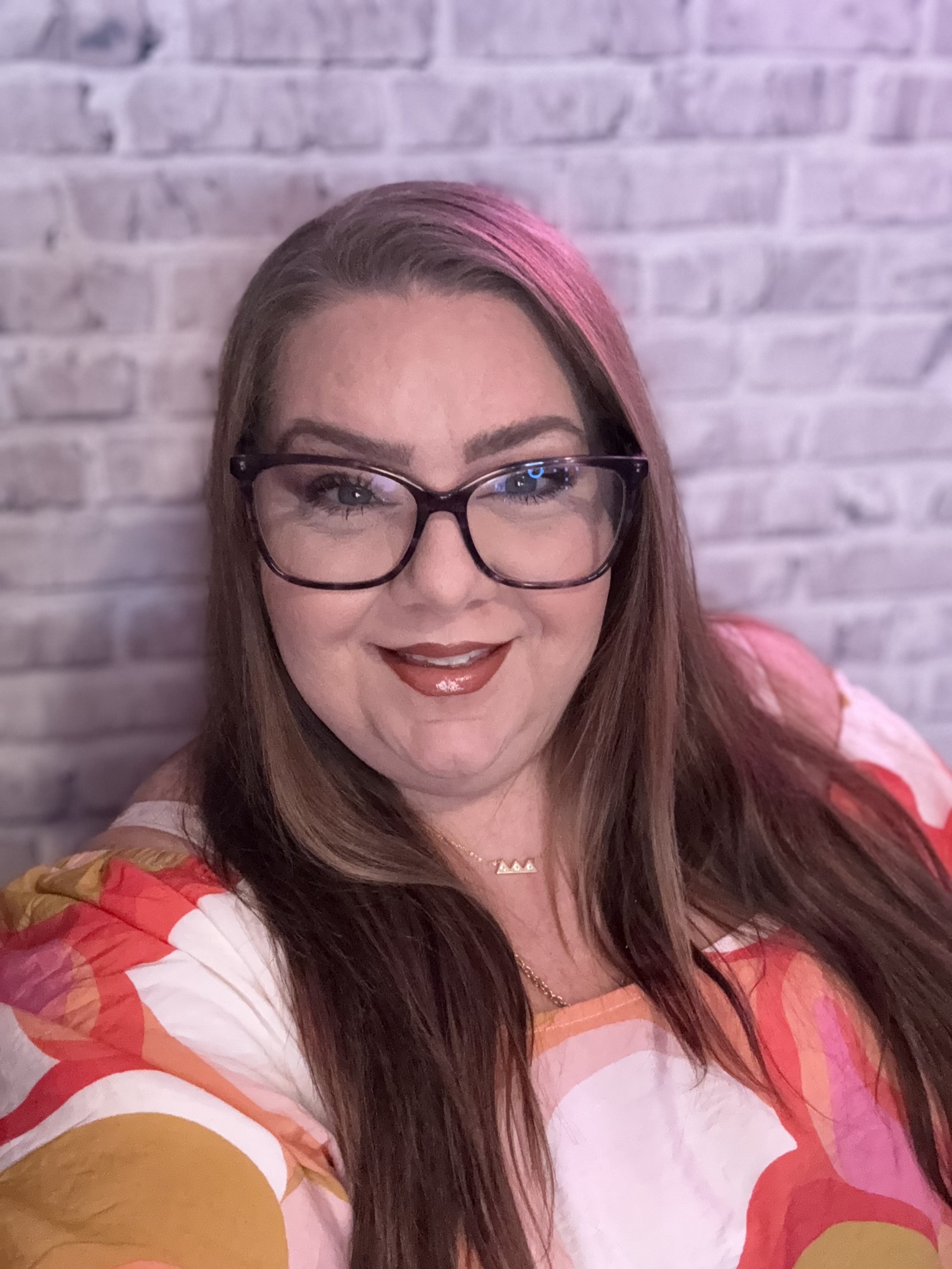 Darcie Burtch Inspires Healing and Personal Transformation in EmpowerHer Volume 2: The Powerhouse Edition