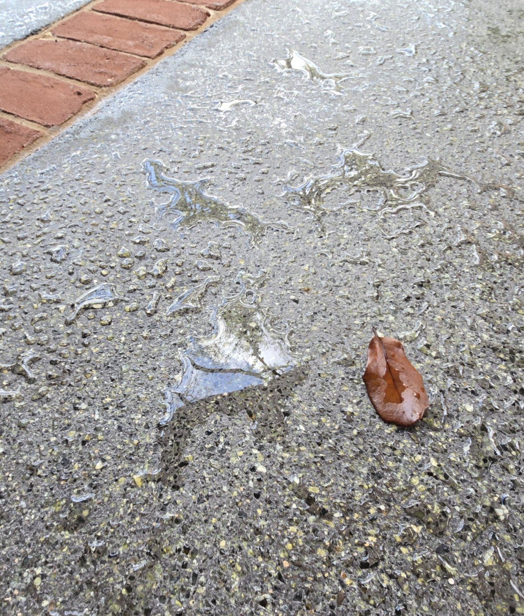 Houston Driveway And Paver Sealing Demand Rises As Store-Bought Sealers Fail