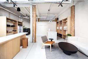 VIMALIFE Reception Area