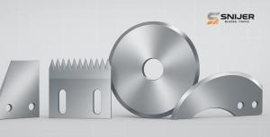 An assortment of specialized industrial knives manufactured by Snijer, featuring circular slitters, straight cutting blades, and food processing knives for various manufacturing industries.