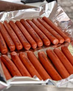 Snap-O-Razzo Hot Dogs, known nationwide for its uncompromising approach to quality and craftsmanship, proudly announces the launch of its newest innovation: The Big Sexy Dog – a bold, large-format hot dog built for chefs, stadium vendors, and operators ready to elevate the standard Snap-O-Razzo Big Sexy® Dog 9-inch hot dogs on foil pan griddle hot dogs with a snap