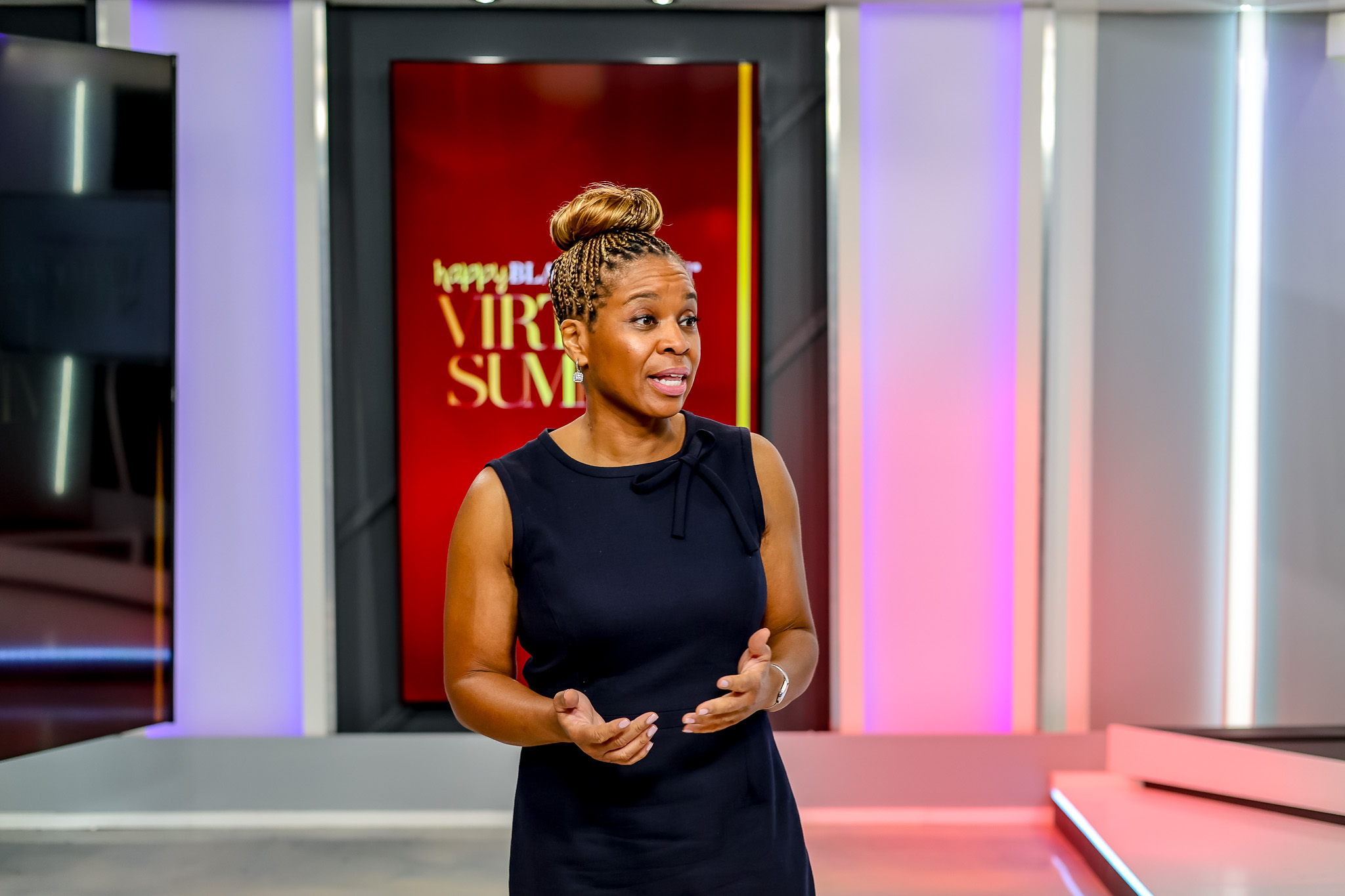 The Woman Who Stands in the ‘In-Between’ – Bola Aremu Takes on the $1 Trillion Sales–Marketing Gap