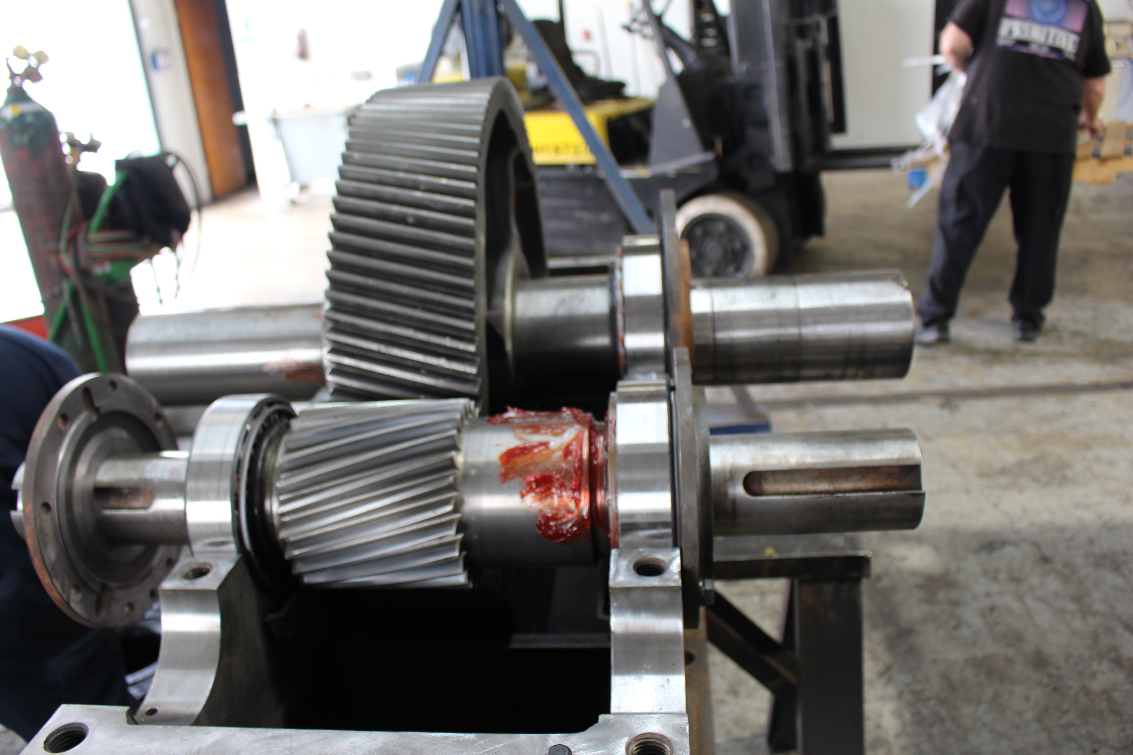 National Gear Repair Accelerates Emergency Gearbox Repair With Fast Transportation and 24- to 48-Hour Rush Service