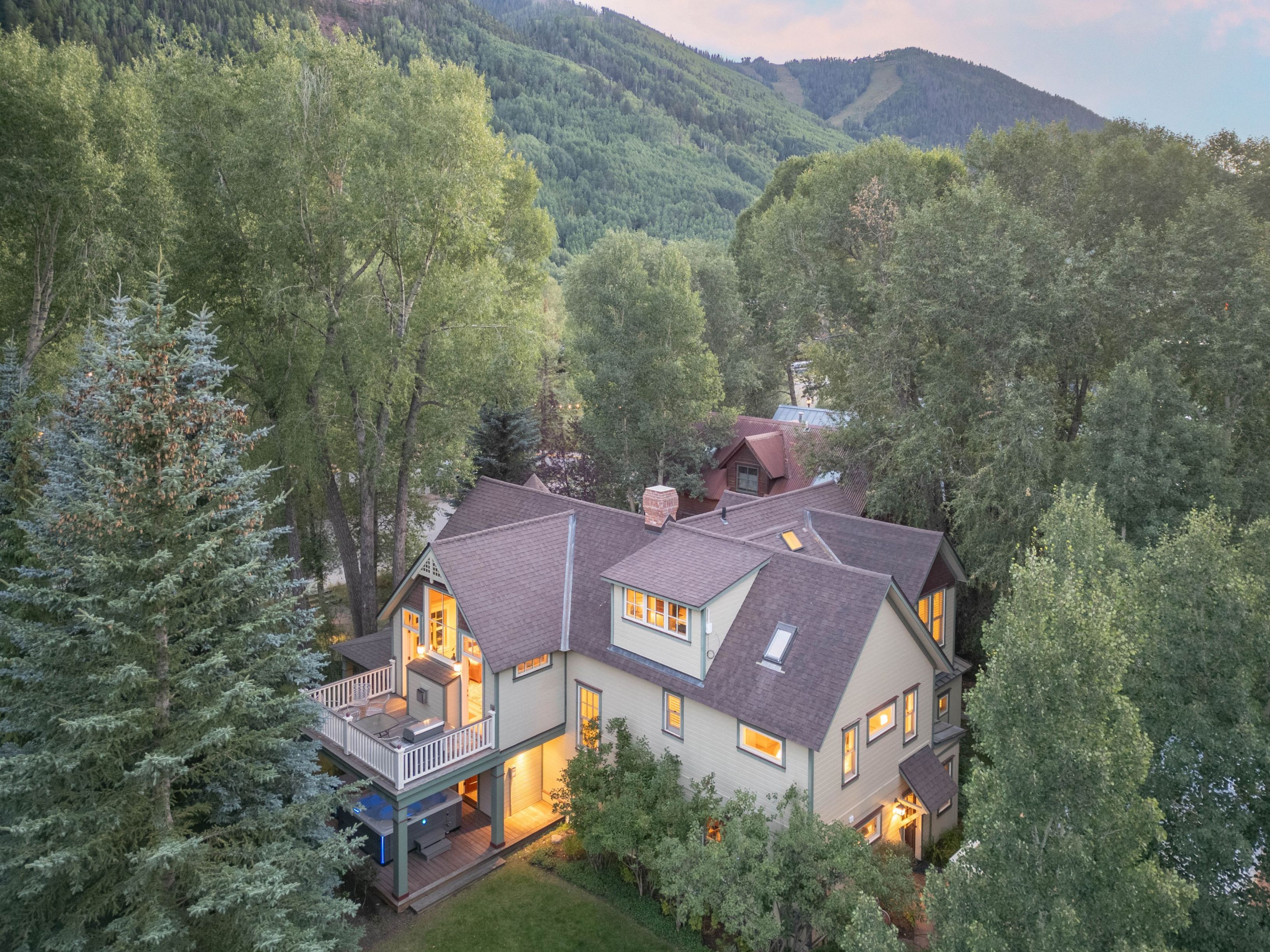 LIV Sotheby’s International Realty Announces Three New Listings in Telluride