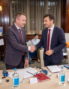 Signing the deal between LAVR and IHCL