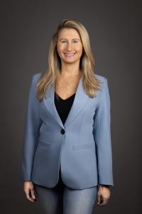 SuccessBooks® is proud to announce a powerful new collaboration with Lisa Gunsberg who will co-author the highly anticipated book, “The Heart of Success”, alongside world-renowned success coach Jack Canfield and a distinguished group of professionals from around the globe