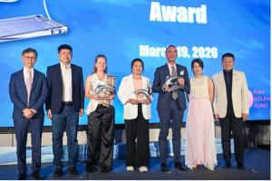 Mr Mickey K. M. LAI, ⁠⁠Mr Tan Shizhen,⁠ Lindsay Porter OBE,⁠ ⁠⁠Ms Zhou Yingying,⁠ ⁠⁠Mr Simone Panigada PH.D., Ms Margaret Chiu, ⁠Mr Liu Yichuan (Photo Credit: Pink Dolphin Fund)