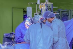 King Faisal Specialist Hospital and Research Centre (KFSH) completed 130 paired kidney transplants in 2025, the highest number reported by a single center worldwide that year KFSH Performs World First Single-Port Robotic Living Donor Liver Resection