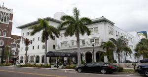 Exterior of the historic Cordova Inn in St. Petersburg, FL.