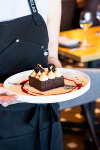 24837736 stefanie embree x ramsay s kitc