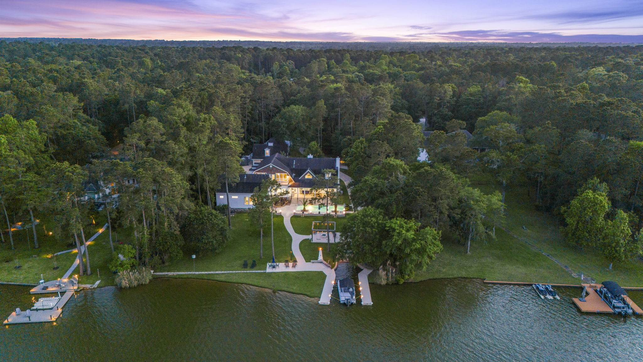Rare Architecturally Distinct 2-Acre Waterfront Estate Hits the Market in Magnolia, Texas