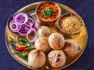 Malwa Cuisine - Dal Bafla