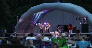 Backyard Concert at Fair Oaks Farms