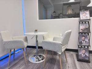 Newtimes Hair Opens Larger Walnut Showroom and Warehouse for West Coast Hair
