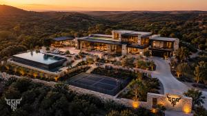 custom home builder in fredericksburg tx 2027
