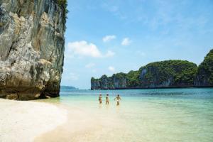 La splendida isola di Cat Ba, Vietnam