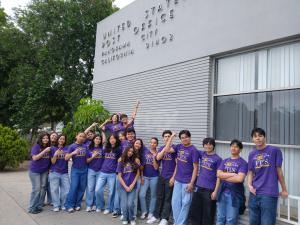 Leadership and Advocacy Class prepare to send 15,000 purple postcards to the Governor
