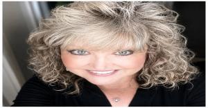 24858993 christine j scott artist