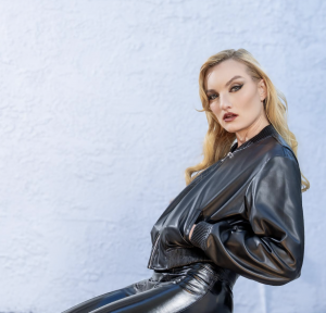 HIP Video Promo Presents: Kendra Erika premieres epic new music video "Catch Me" on Buzz-Music 10 Kendra Erika 5