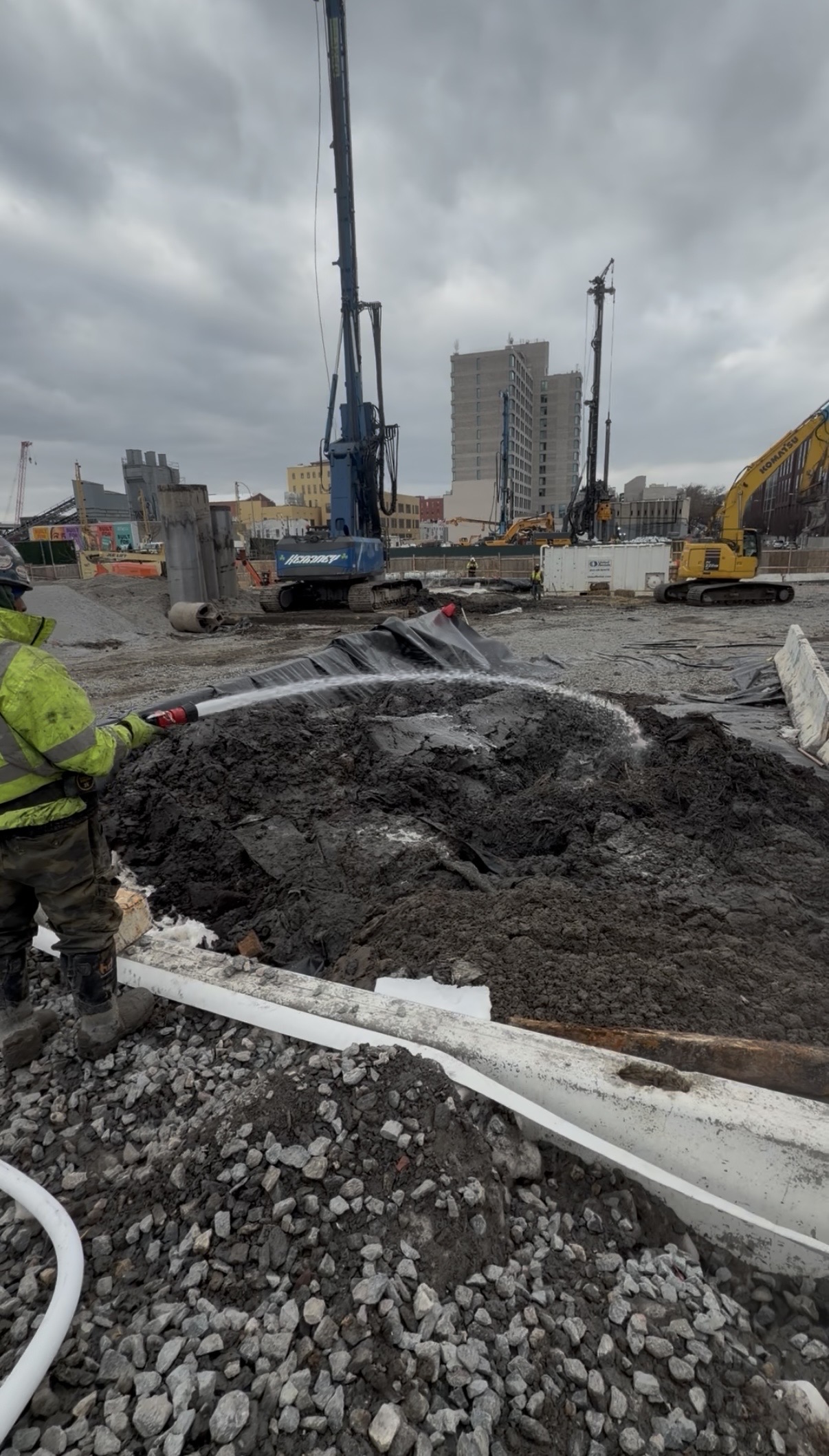 Remedia™ Hydrocarbon Stabilizer Helps Control Coal-Tar During Deep Brownfield Cleanup in Brooklyn’s Gowanus Neighborhood
