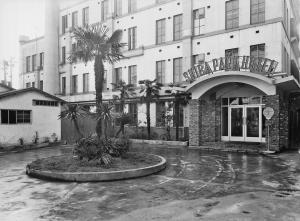 ShibaPark_History of Library Hotel_pic1