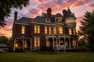 McInteer Villa
