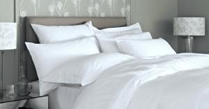 Warehouse and logistics operations supporting Northern Linens’ wholesale bedding supply chain across North America for hotels, retailers, and institutional customers.