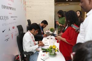 REG DESK BGR