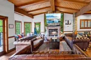 Great room with fireplace at iRely Recovery residential treatment facility