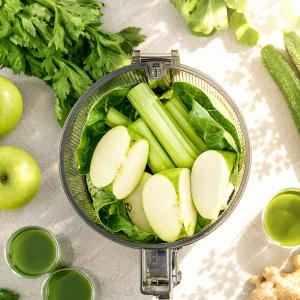5 Hydrating Summer Drinks to Make with the Kuvings Slow Juicer AUTO10S