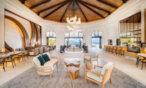 Hilton Hotel Tahiti Lobby