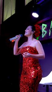 Kate Roso Live