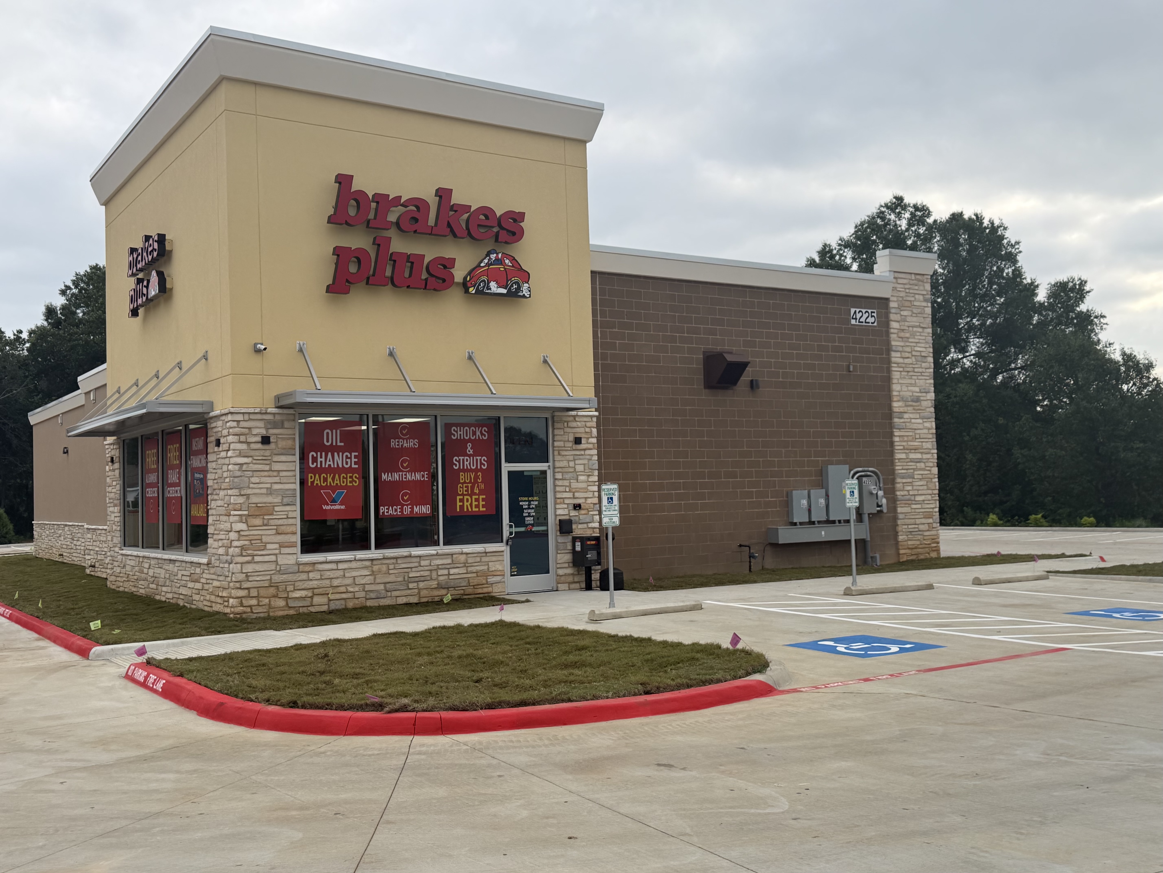 Brakes Plus Opens New State-of-the-Art Paris, Texas Location