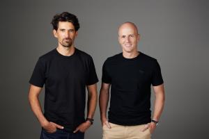 The image shows the two Co-Founders of Ridge, Sascha Breuss & Martin Vogdt