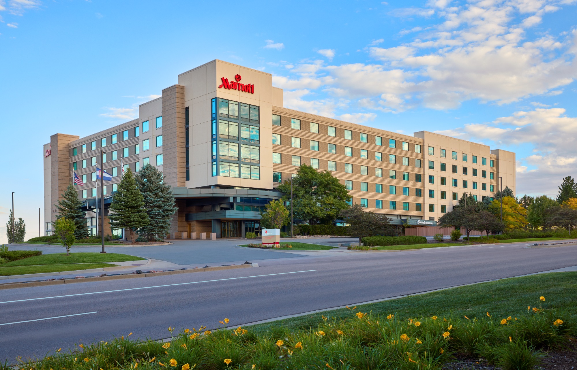Market Shift Toward Suburban Tech Hubs Realigns Corporate Lodging and Networking Along Denver’s South I-25 Corridor