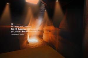Antelope Canyon Room