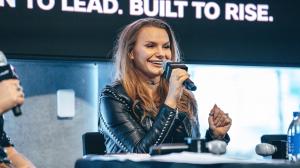 Michele Romanow, entrepreneur and Dragon’s Den investor, speaking on stage at The Power Of The Pitch® hosted by I Am Unbreakable® Global Media, inspiring women founders through innovation, entrepreneurship and leadership.
