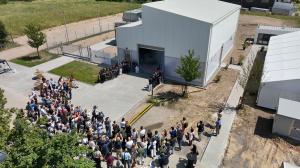 Über ein Jahrhundert lang basierte die Weltwirtschaft auf fossilem Kohlenstoff aus Öl, Gas und Kohle DAC plant in Berlin-Marzahn