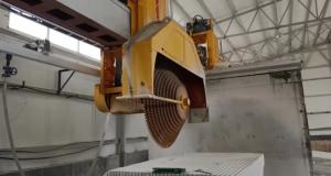 Sandstone-Cutting-Machine-Industrial