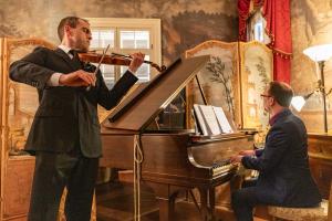 Mikhail Simonyan performing at the Millennium Gate in Atlanta