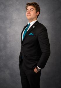 Devin August Sailer, founder of the nonprofit Safe to Eat, has been selected as one of the 2026 Ten Outstanding Young Americans (TOYA) by JCI USA, one of the nation’s oldest and most prestigious leadership recognition programs Photos by Kristi Lynn Photography