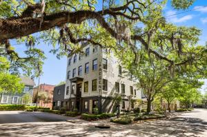 Trouvaille Collection today celebrated the Grand Re-Opening of The Present, the oldest structure on historic Crawford Square and one of Savannah’s most storied addresses Grand Opening of The Present Boutique Inn in Savannah, GA