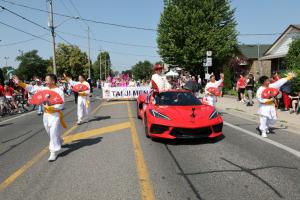 Dr Hong and Tai Ji Men parade entry