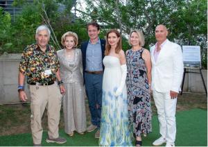 SOFO Board President Andy Sabin with honorees, Bernadette Castro, Fabien Cousteau,  Jean Shafiroff, Louise and Stephen Pesce (Photo Credit: Lisa Tamburini)