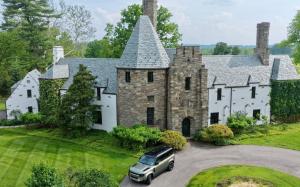 Historic Balinor Manor restored by ZD Stucco Repair in Flourtown PA