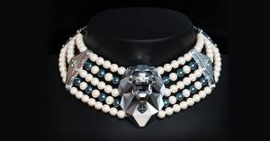 The Roaring Lion Choker by VERGEZ™: white gold, diamonds, and Tahitian pearls, designed and made for actress and musician Qymira. Winner of the 2025 A' Design Award in Fine Jewelry.